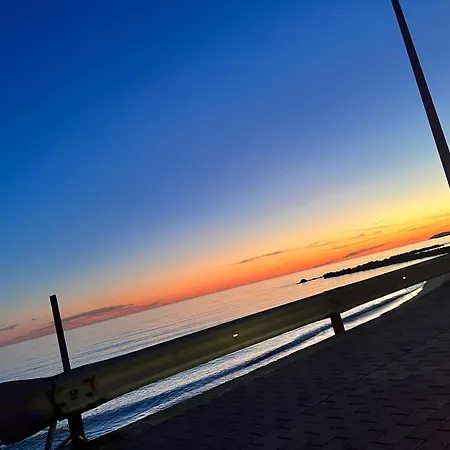 Domus Mare Luxury * サン・レオーネ